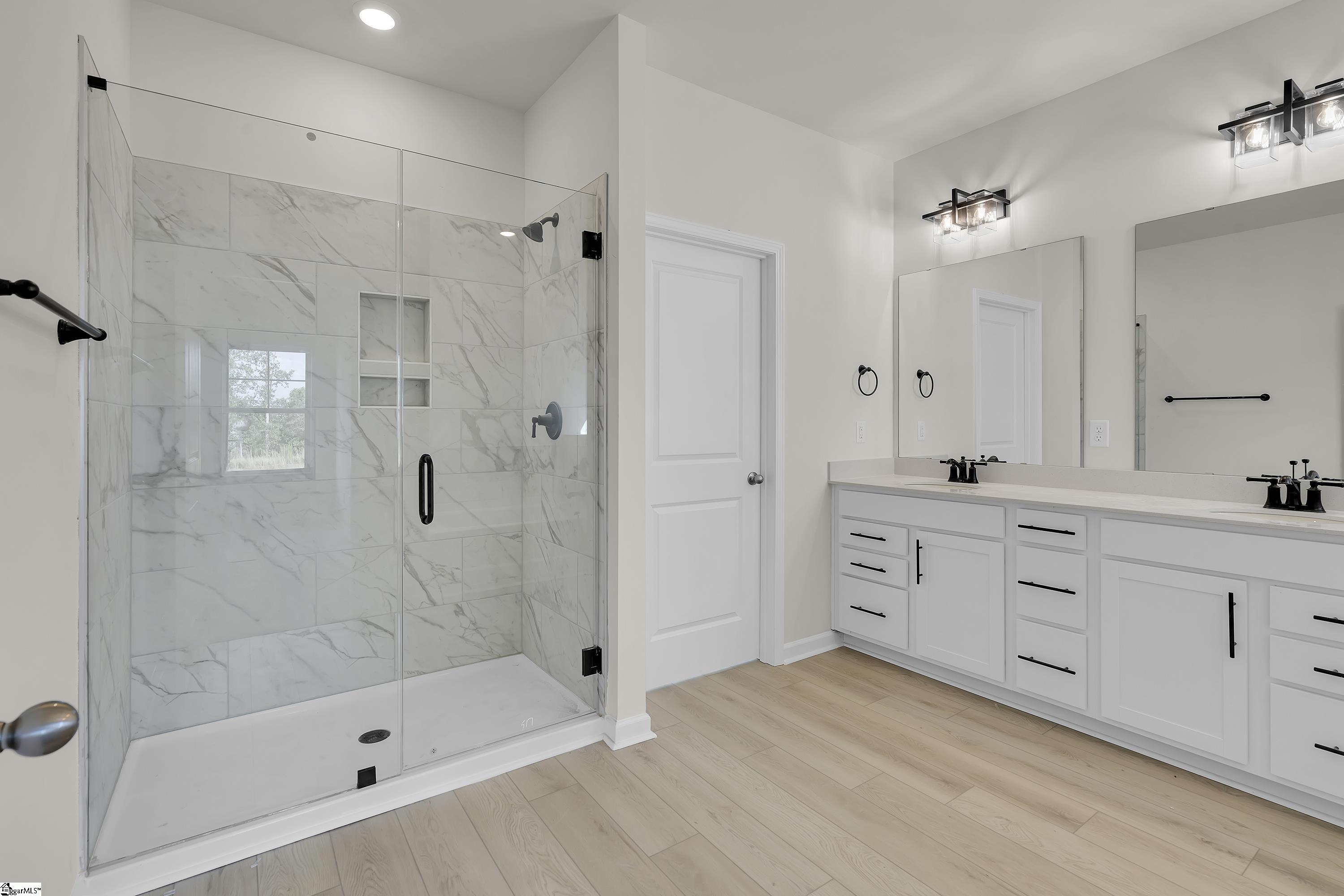 139 Hunter Ridge Drive Boiling Springs, SC 29316 - Photo 17 of 21 Gallery Image 17