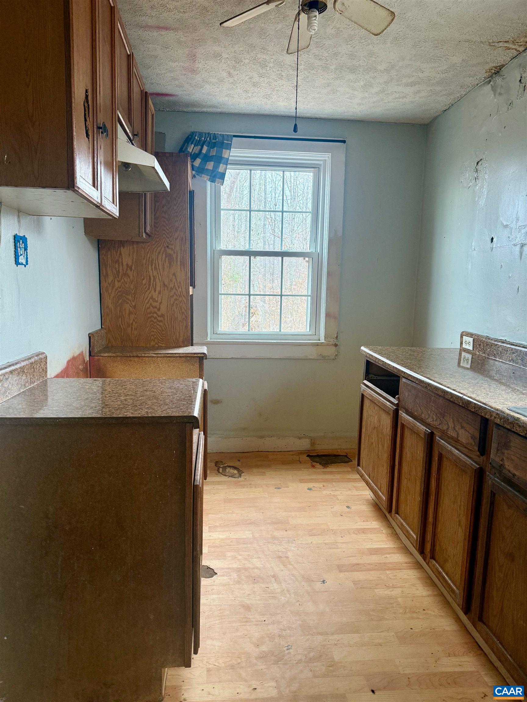 3127 Courthouse Road Palmyra, VA 22963 - Photo 10 of 16 a view of an empty room with a window