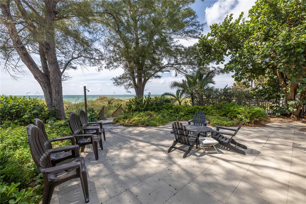 516 Gulf Boulevard Indian Rocks Beach, FL 33785 - Photo 13 of 97
