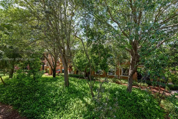 $950,000 | 2782 Kinsington Circle, Unit 254, Weston, FL 33332