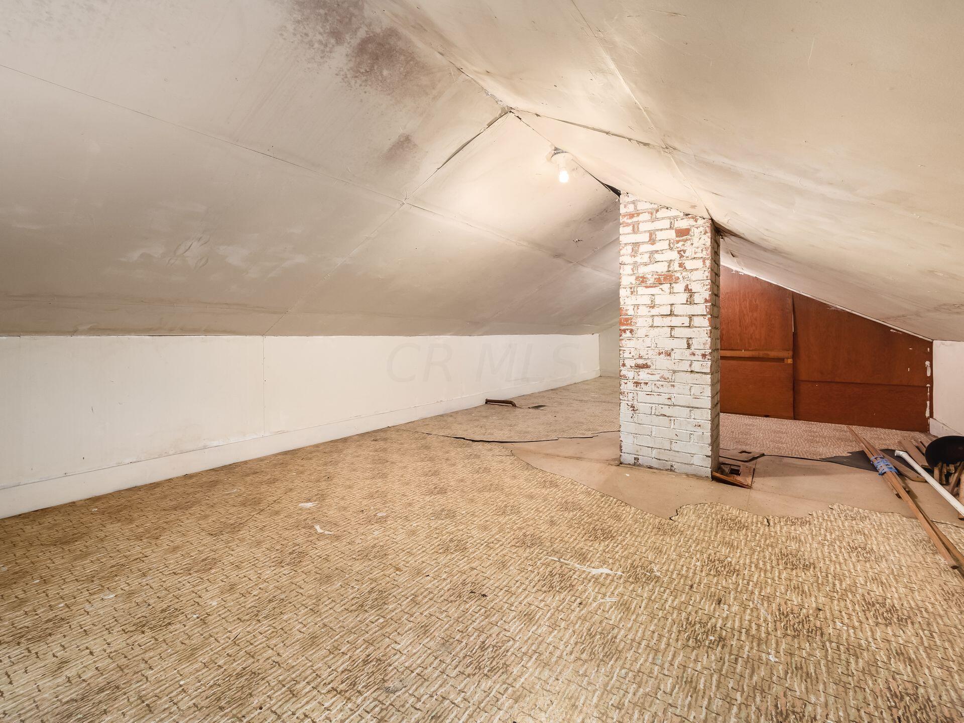 826 Sheridan Road Marion, OH 43302 - Photo 19 of 30 Attic