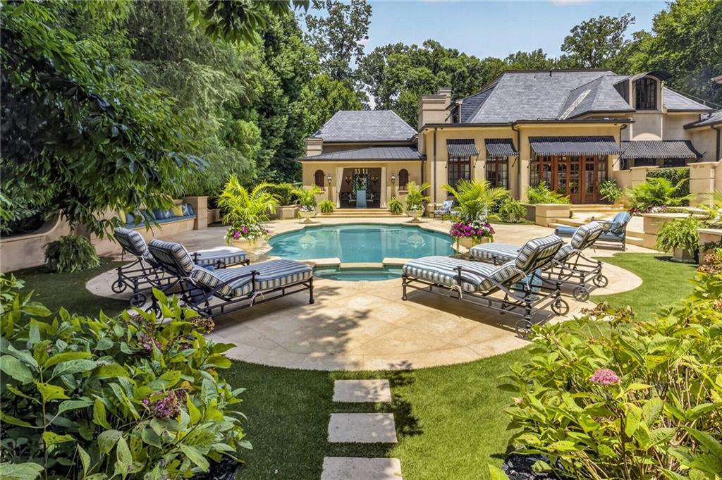 675 West Paces Ferry Road Northwest, Unit 14 Atlanta, GA 30327 - Photo 3 of 40 Gallery Image 3