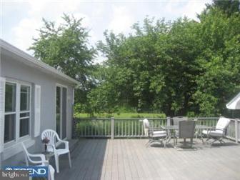341 Zynn Road Downingtown, PA 19335 - Photo 8 of 12 Deck