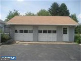 341 Zynn Road Downingtown, PA 19335 - Photo 9 of 12 Garage