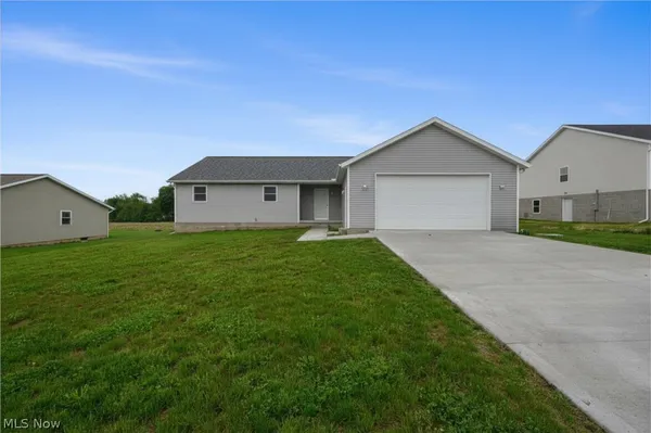 $344,900 | 10952 Madlyn Street Northeast, Bolivar, OH 44612