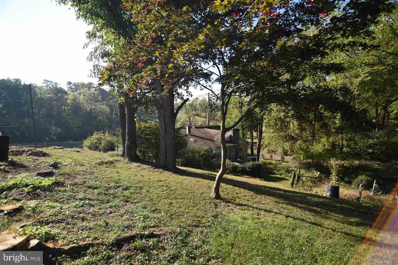 4360 Goose Valley Road Harrisburg, PA 17112 - Photo 3 of 24 Gallery Image 3