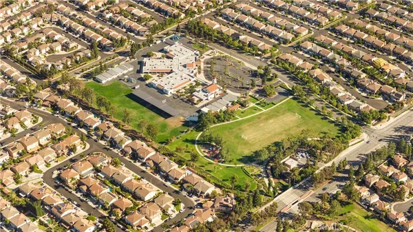 $1,780,000 | 33 Winterfield Road, Irvine, CA 92602