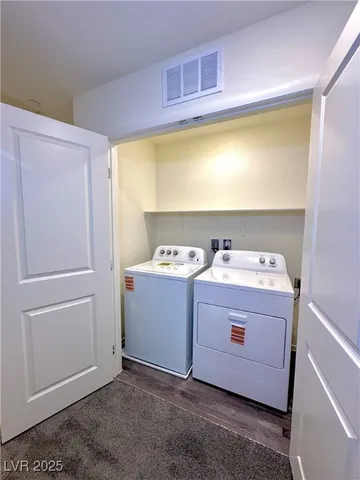 $1,995 | 6108 Hibiscus Gdn Street, North Las Vegas, NV 89081