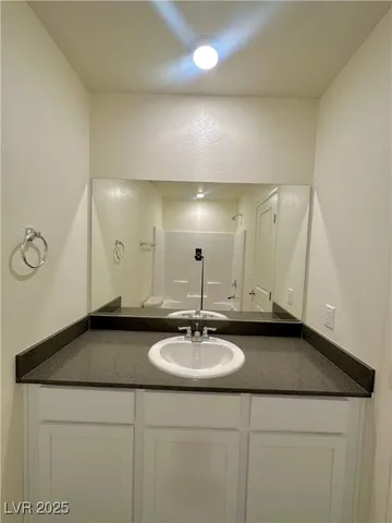 $1,995 | 6108 Hibiscus Gdn Street, North Las Vegas, NV 89081