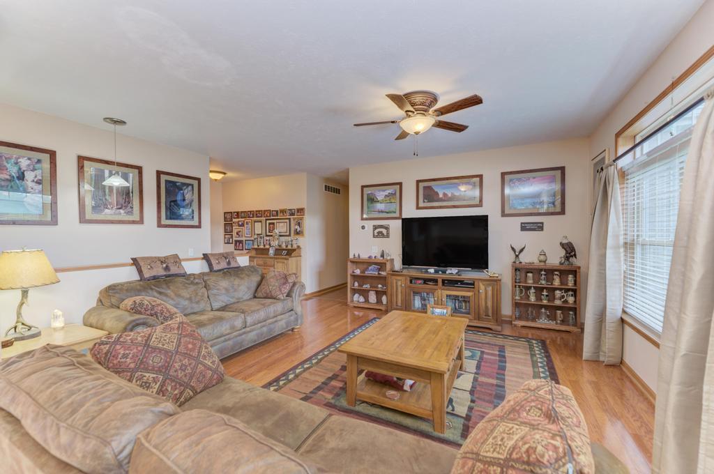 1021 West Cermak Road Braidwood, IL 60408 - Photo 11 of 40 Gallery Image 11