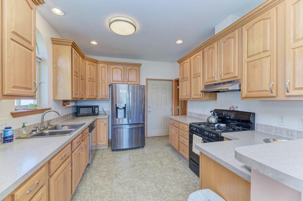 1021 West Cermak Road Braidwood, IL 60408 - Photo 14 of 40 Gallery Image 14