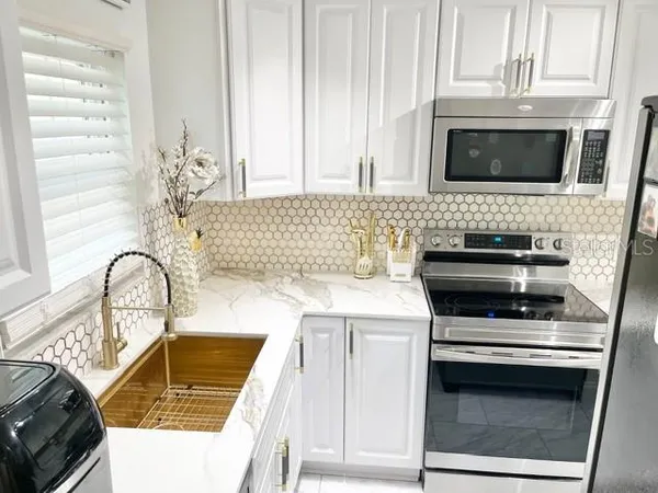 $1,895 | 1355 Villa Lane, Apopka, FL 32712