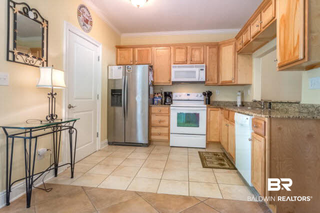 6046 Valhalla Avenue, Unit 6046 Pensacola, FL 32507 - Photo 7 of 46