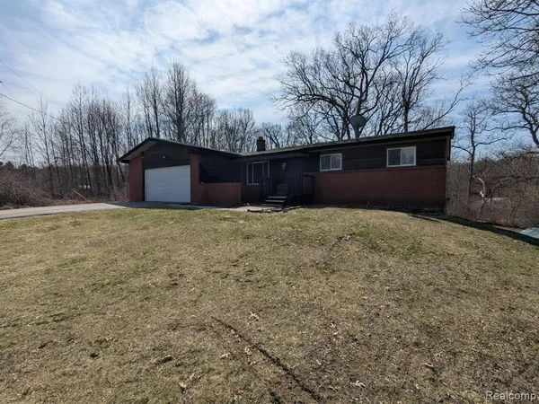 $1,795 | 13415 Neal Road, Davisburg, MI 48350