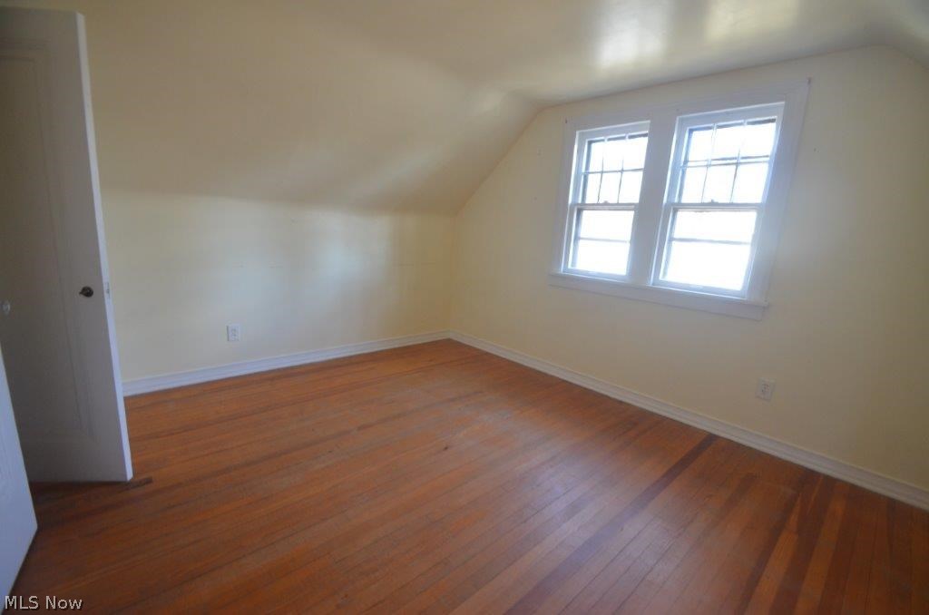 1137 Winston Road Cleveland, OH 44121 - Photo 11 of 25