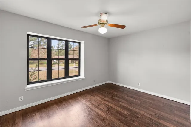 $324,900 | 18133 Briarcrest Drive, Flint, TX 75762