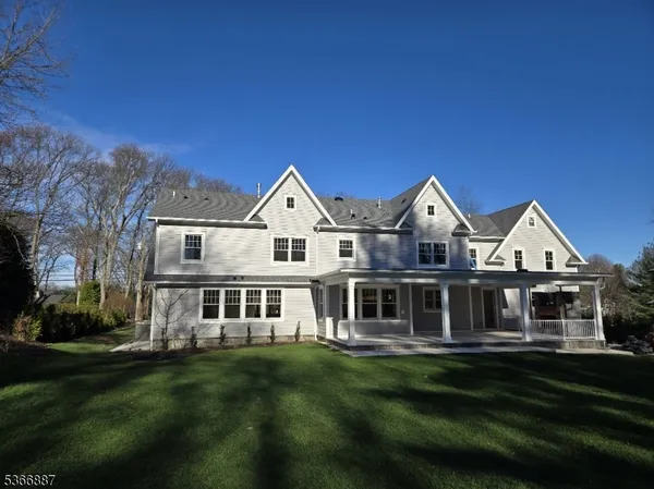$3,650,000 | 520 Clinton Avenue, Wyckoff, NJ 07481