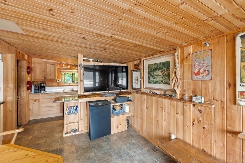 79 Kendall Pond Road South Gardner, MA 01440 - Photo 15 of 35 Gallery Image 15