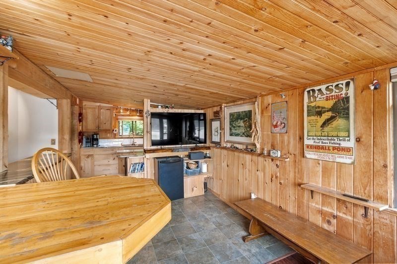 79 Kendall Pond Road South Gardner, MA 01440 - Photo 20 of 35 Gallery Image 20