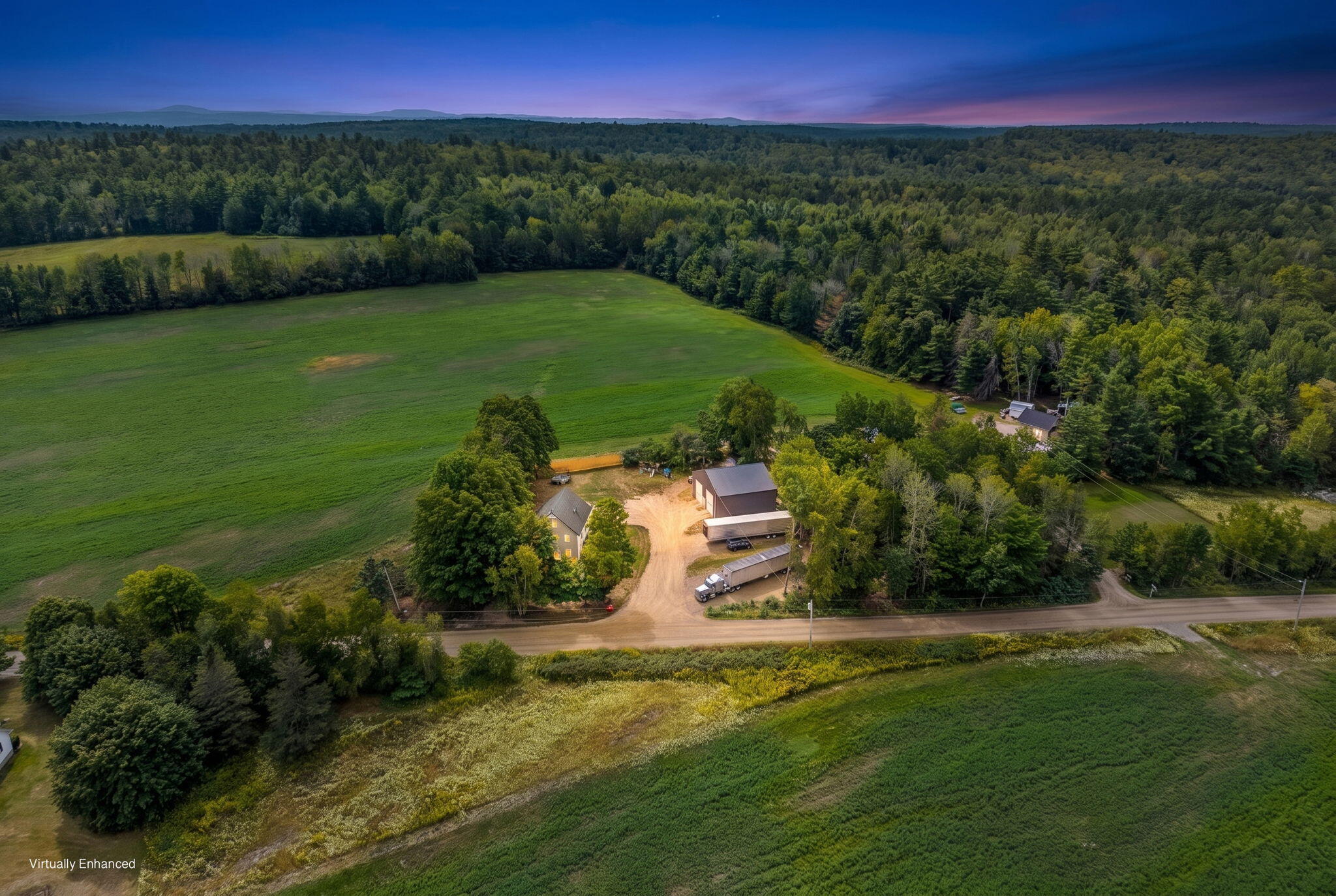 3-web-or-mls-731-chamberlain-meetinghous