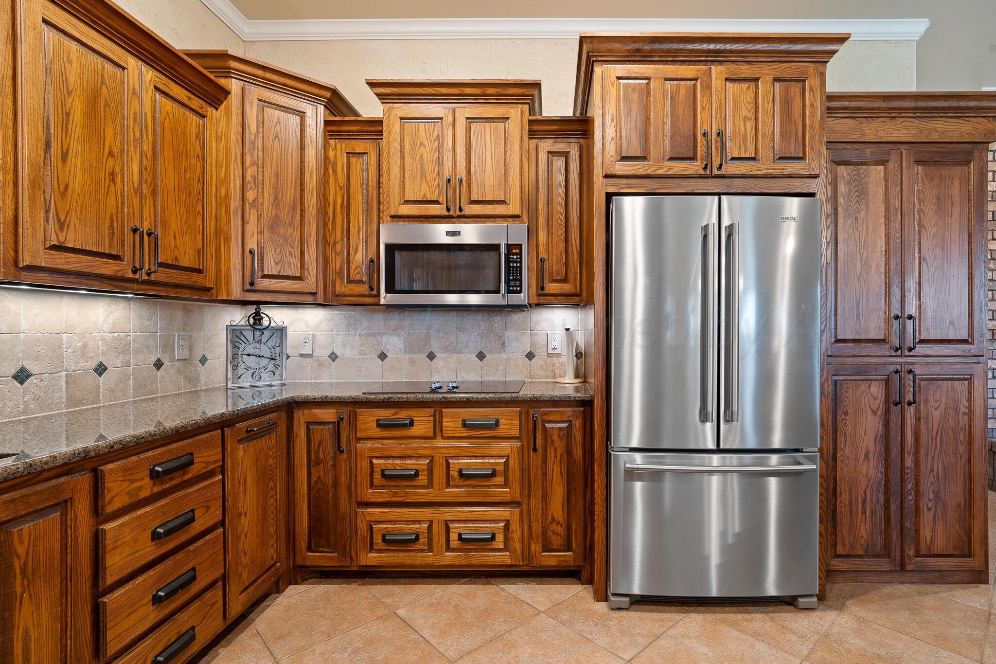 19591 Chaparral Road Canyon, TX 79015 - Photo 9 of 51 Kitchen