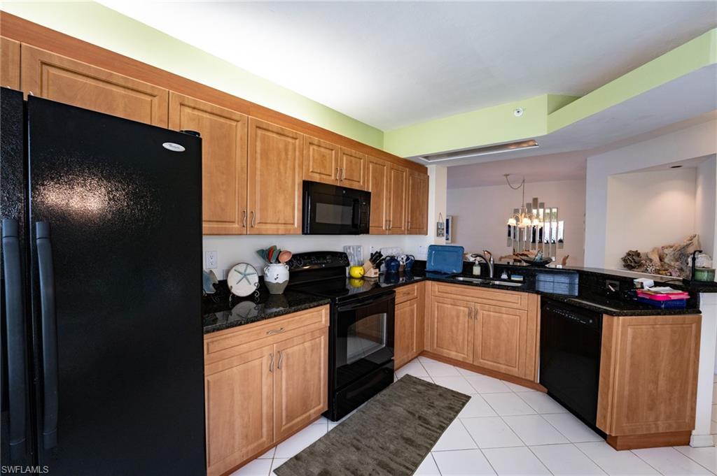 2575 Old Groves Road, Unit 101 Naples, FL 34109 - Photo 10 of 32 Gallery Image 10