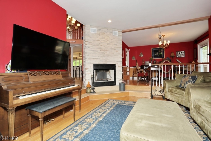 121 Magee Road Ringwood, NJ 07456 - Photo 9 of 36