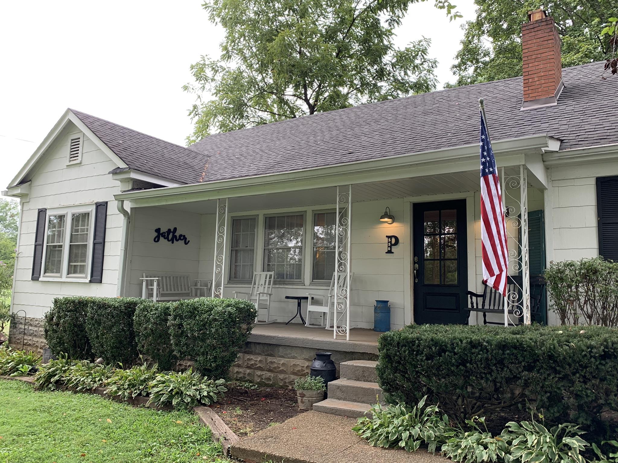 Welcome to your new home at 556 Central Valley Rd!!