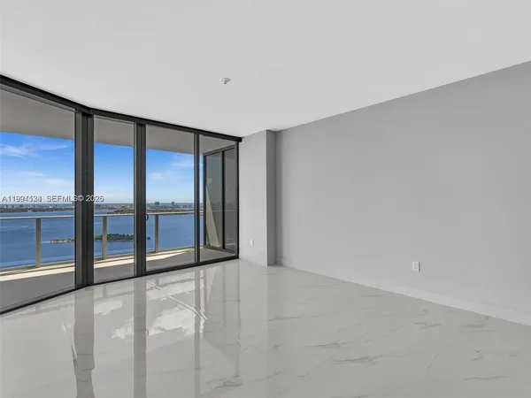 $9,500 | 711 Northeast 23rd Terrace, Unit 3303, Miami, FL 33137