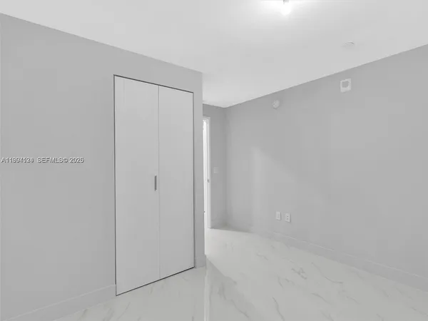 $9,500 | 711 Northeast 23rd Terrace, Unit 3303, Miami, FL 33137