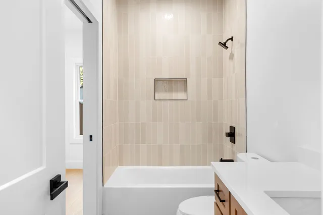 $2,350 | 1815 7th Avenue North, Nashville, TN 37208