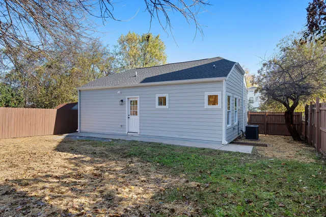 $2,350 | 1815 7th Avenue North, Nashville, TN 37208