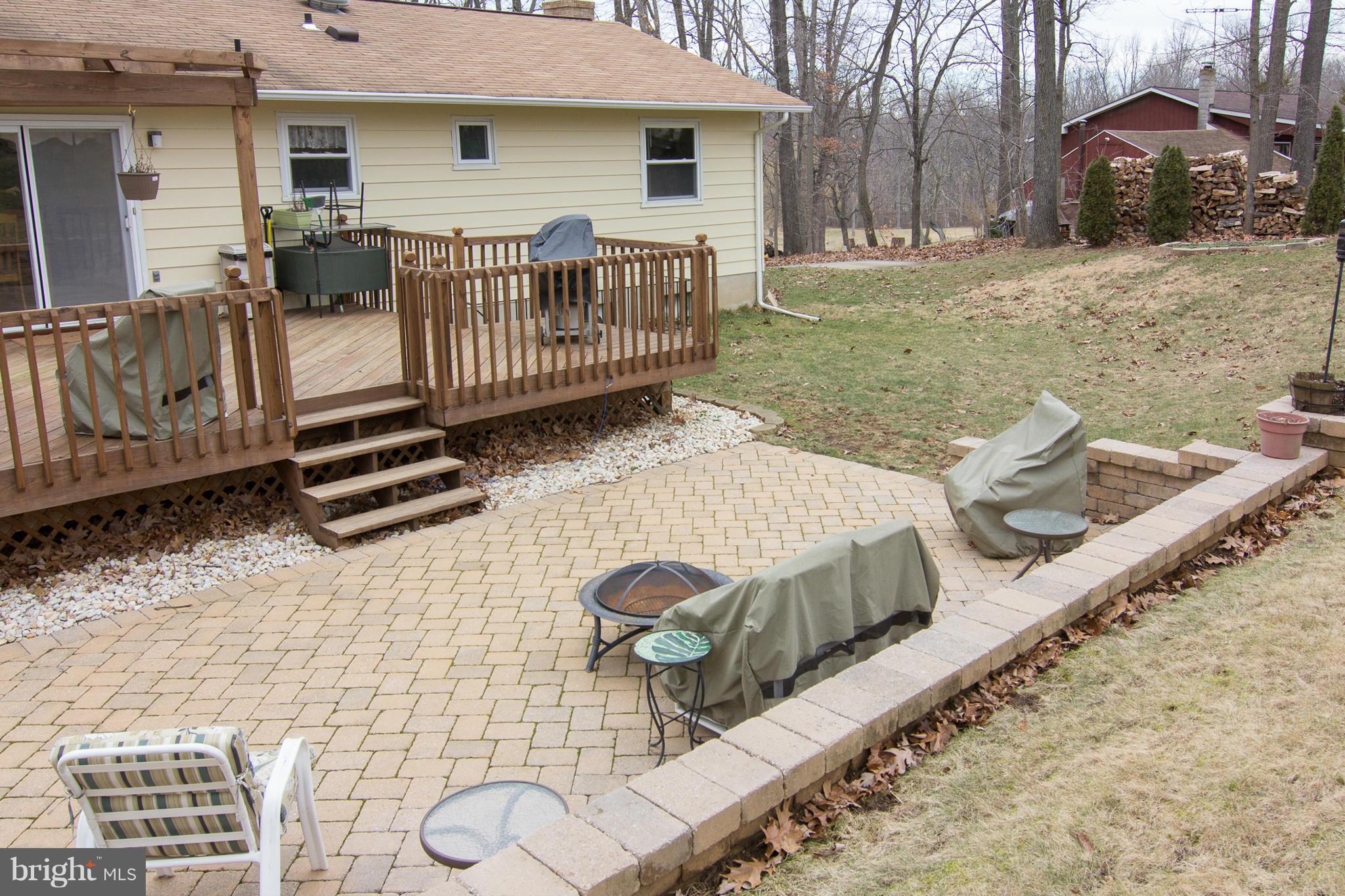 925 Western Chapel Road Westminster, MD 21157 - Photo 22 of 30 Rear Patio off the Deck