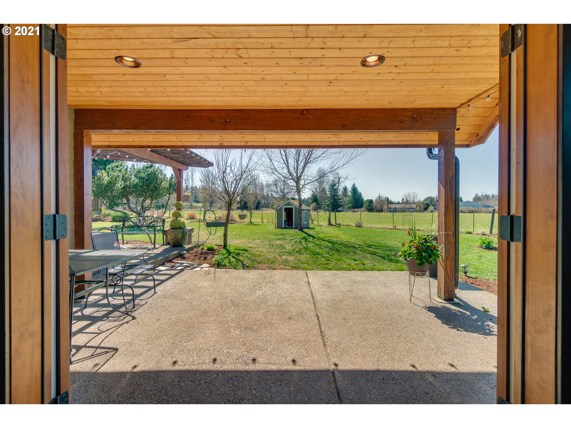 47280 Southeast Coalman Road Sandy, OR 97055 - Photo 12 of 32 a view of a garden with an outdoor space