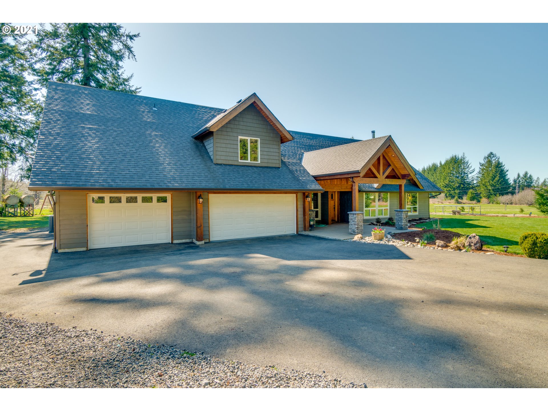 47280 Southeast Coalman Road Sandy, OR 97055 - Photo 3 of 32 a view of outdoor space yard and garage
