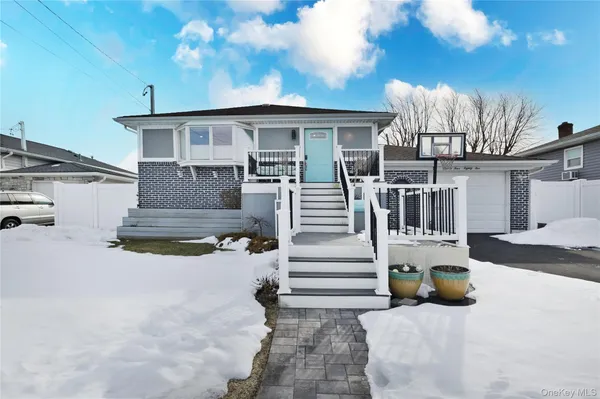 $5,500 | 3485 Riverside Drive, Oceanside, NY 11572