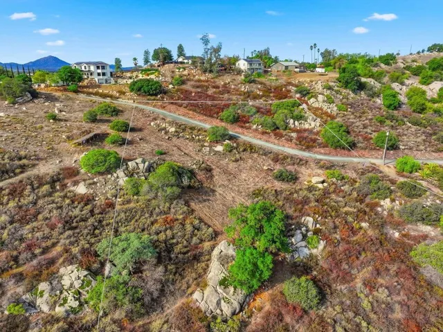$200,000 | 3 Hatfield Lane, Ramona, CA 92065