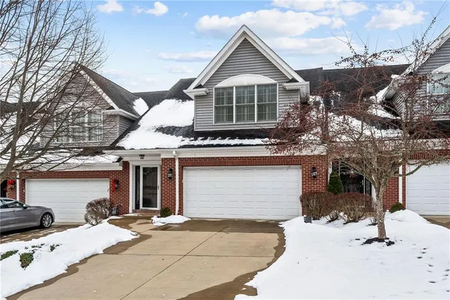 $350,000 | 204 Lenox Court, Imperial, PA 15126