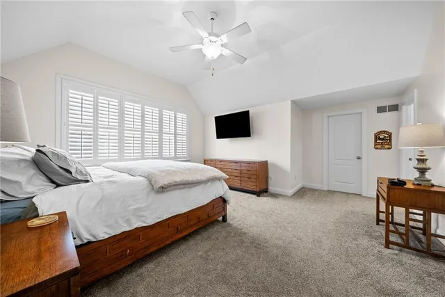 $350,000 | 204 Lenox Court, Imperial, PA 15126