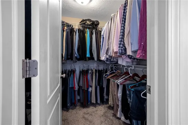 $350,000 | 204 Lenox Court, Imperial, PA 15126