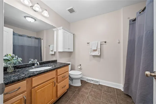 $350,000 | 204 Lenox Court, Imperial, PA 15126