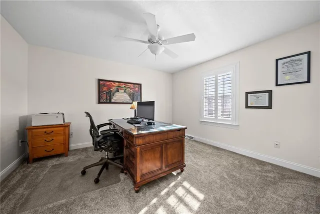 $350,000 | 204 Lenox Court, Imperial, PA 15126