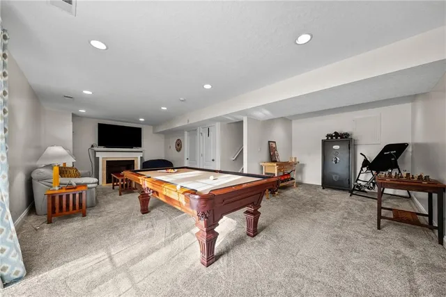 $350,000 | 204 Lenox Court, Imperial, PA 15126