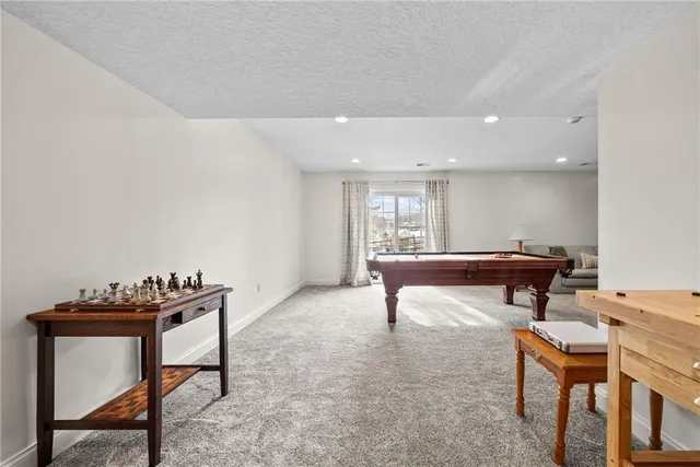 $350,000 | 204 Lenox Court, Imperial, PA 15126