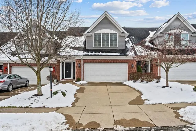 $350,000 | 204 Lenox Court, Imperial, PA 15126