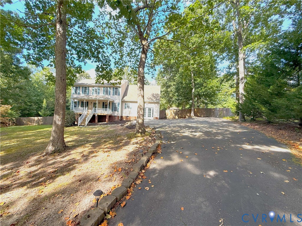 11312 Corte Castle Road Chesterfield, VA 23838 - Photo 3 of 39 Gallery Image 3