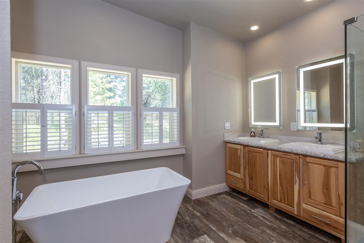 36514 North Sheldon Road Deer Park, WA 99006 - Photo 13 of 23 Gallery Image 13