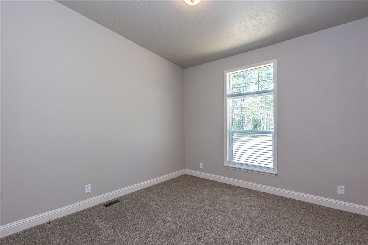 36514 North Sheldon Road Deer Park, WA 99006 - Photo 16 of 23 Gallery Image 16