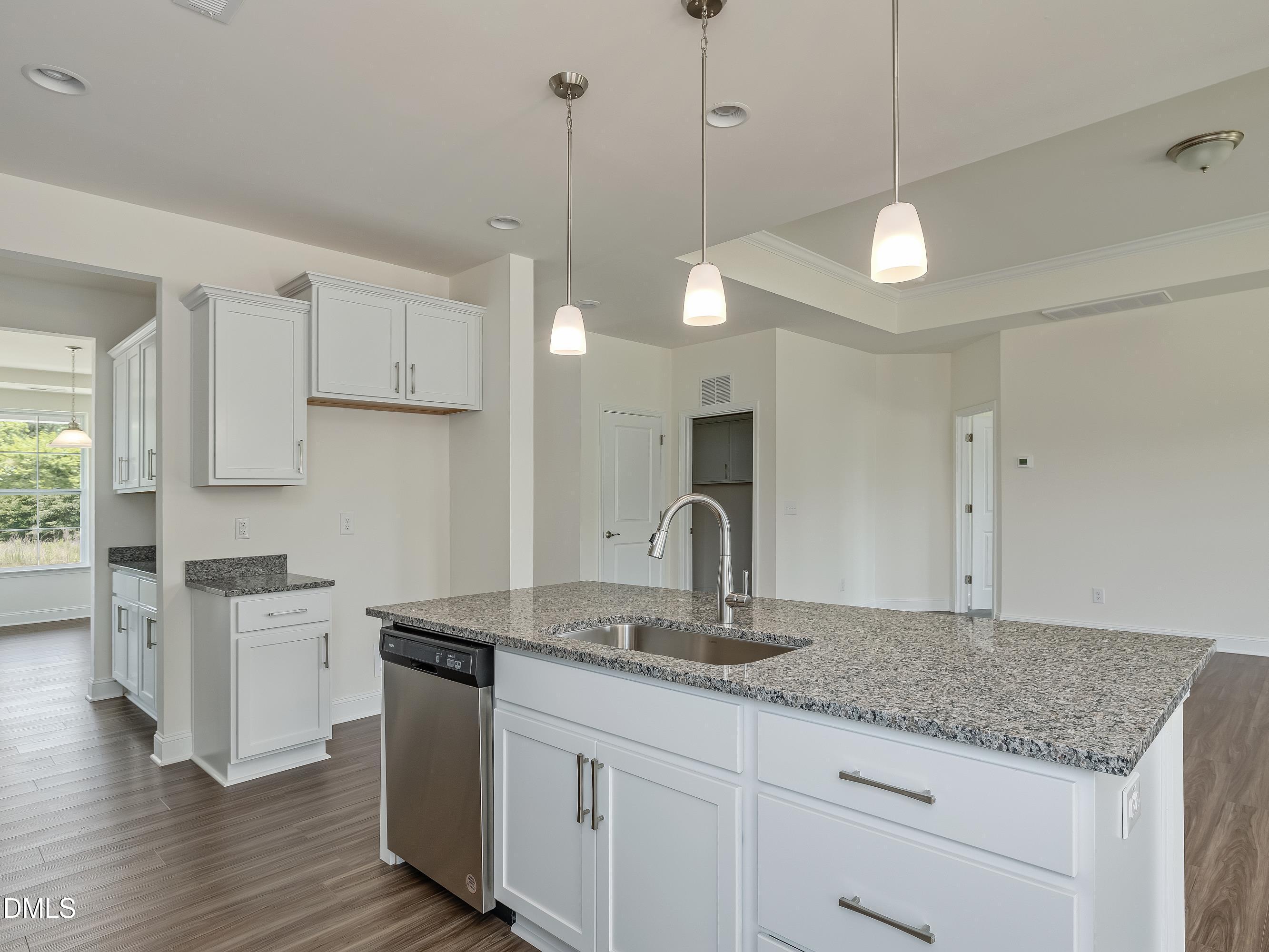 1072 Channel Drop Loop Zebulon, NC 27597 - Photo 26 of 62 Kitchen 5