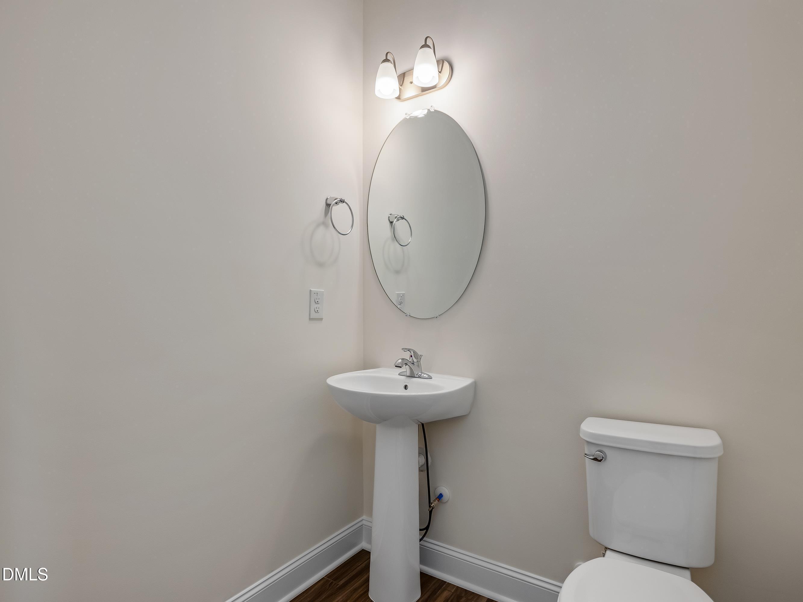 1072 Channel Drop Loop Zebulon, NC 27597 - Photo 8 of 62 Bath